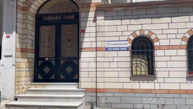 Beşiktaş'ta caminin tuvalet kapısı üçüncü kez çalındı